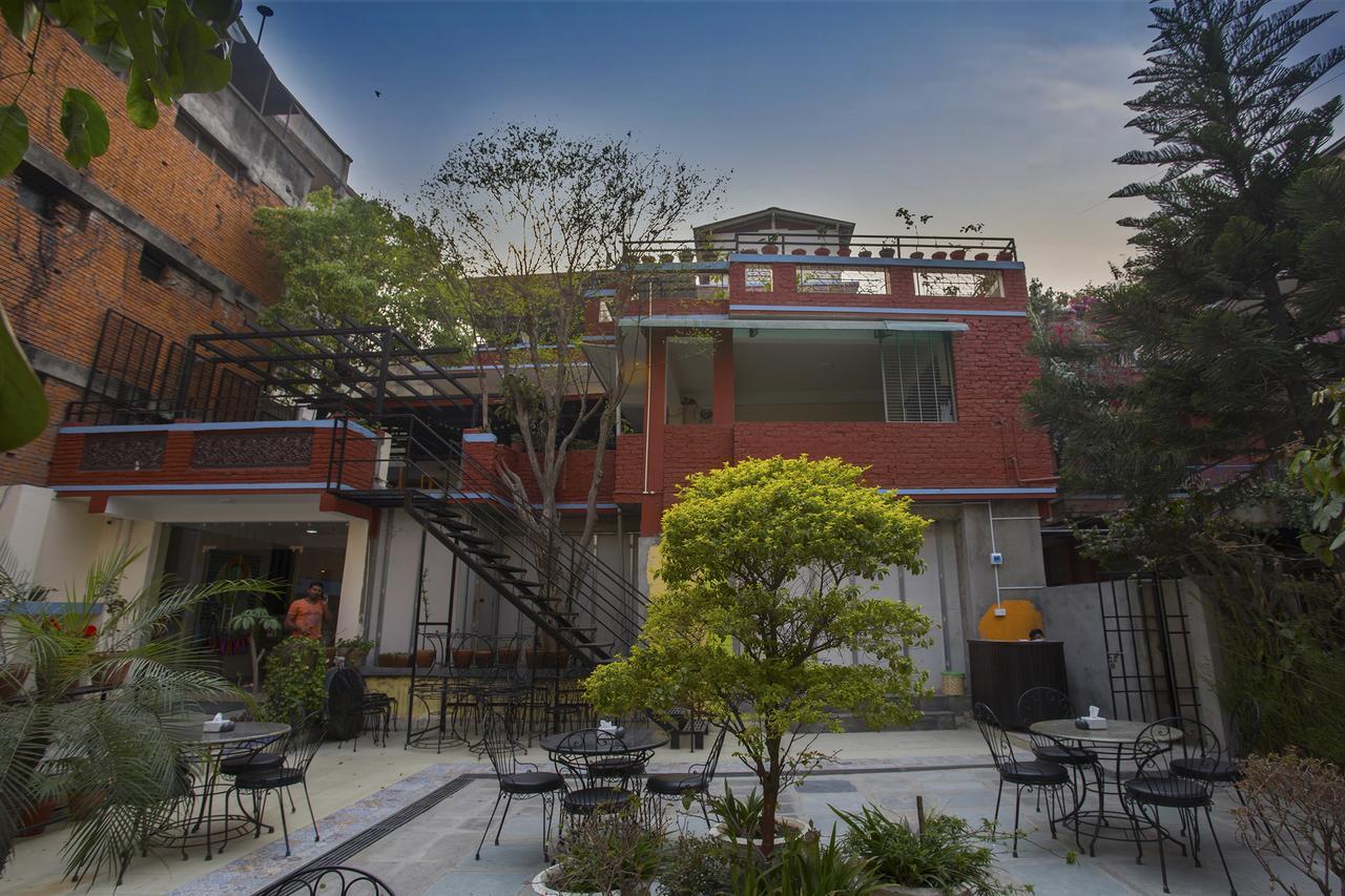 Oyo 131 Hotel Milarepa Kathmandu Exterior photo